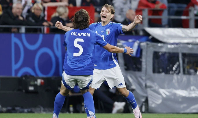 Barcelona edge Real Madrid in late thriller